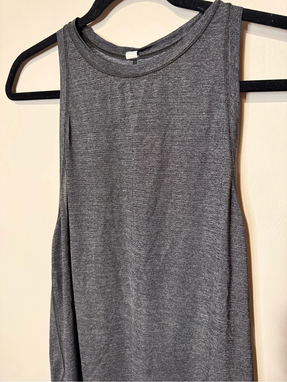 Lululemon Hot Like Agni Singlet Tank Top Racerback Heathered Black Size 8